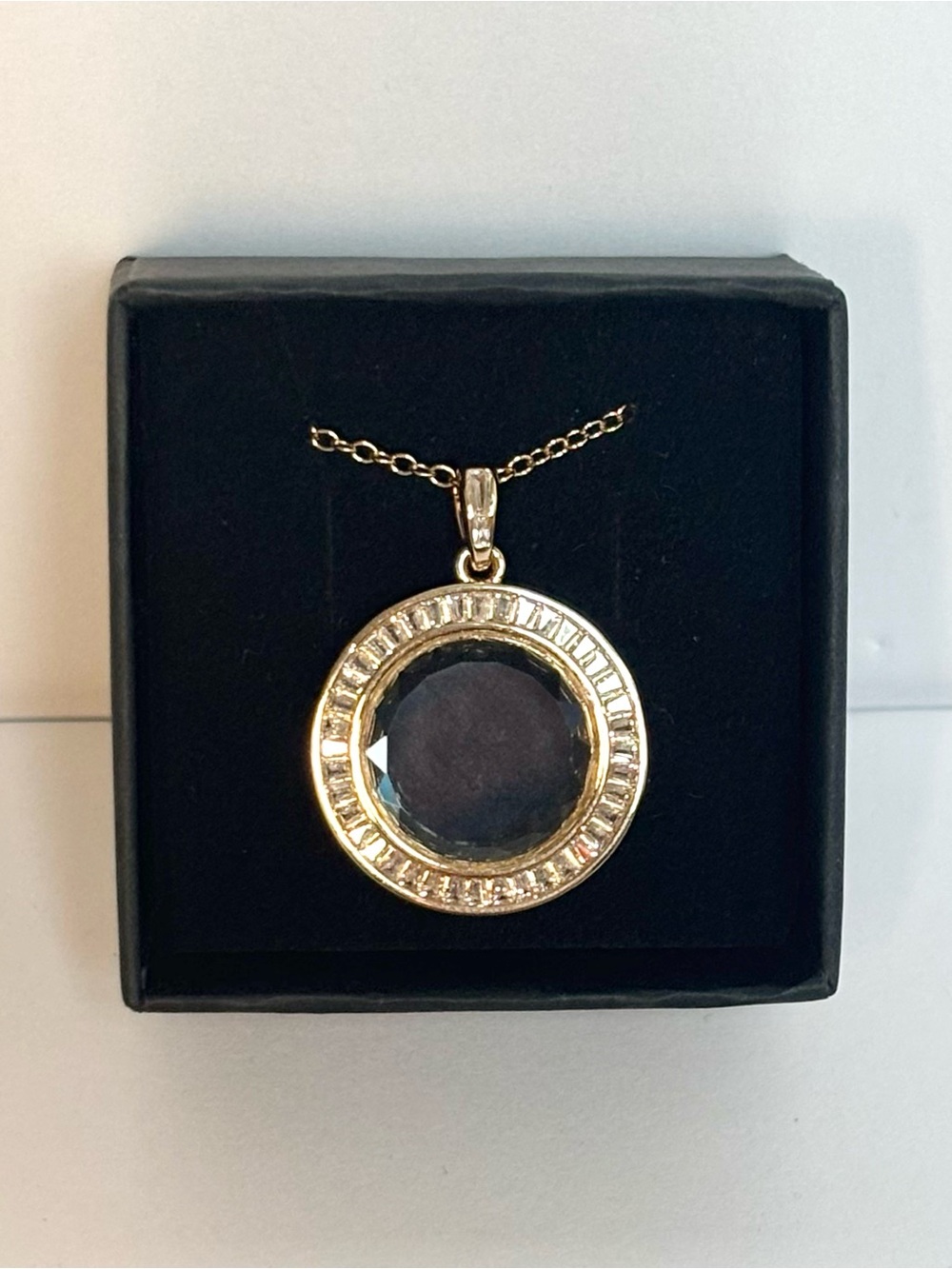 The Ellie Locket (empty) - Picture 7 of 7